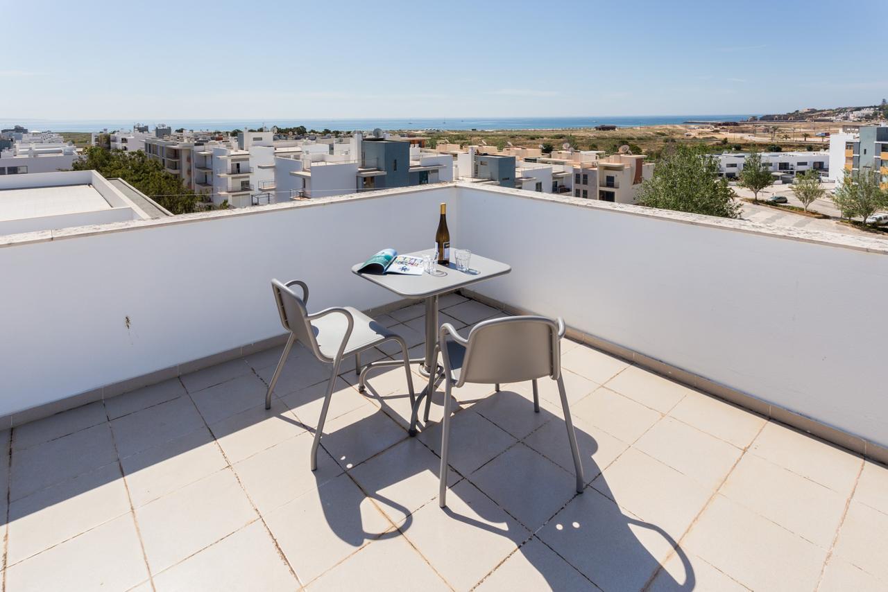 Pedros Apartment By Seewest Lagos Luaran gambar